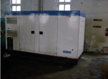 平房康明斯150kw大型柴油二手发电机组