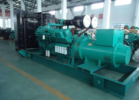平房800kw康明斯柴油发电机组